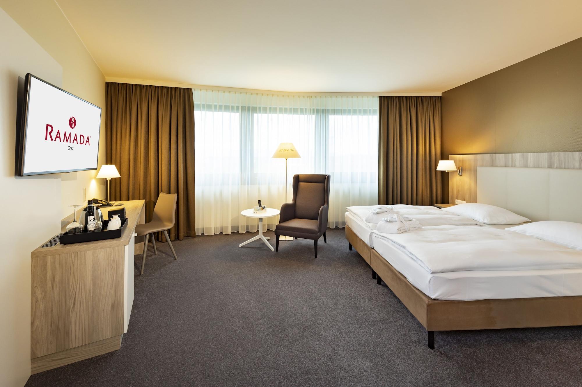 Hotel Ramada By Wyndham Graz Unterpremstaetten Luaran gambar