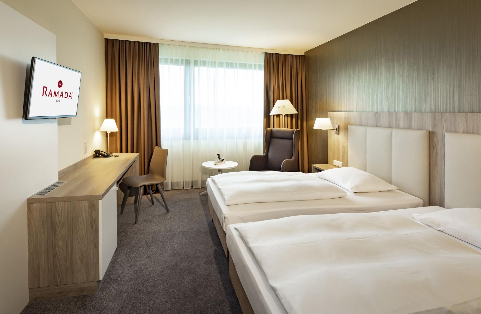 Hotel Ramada By Wyndham Graz Unterpremstaetten Luaran gambar