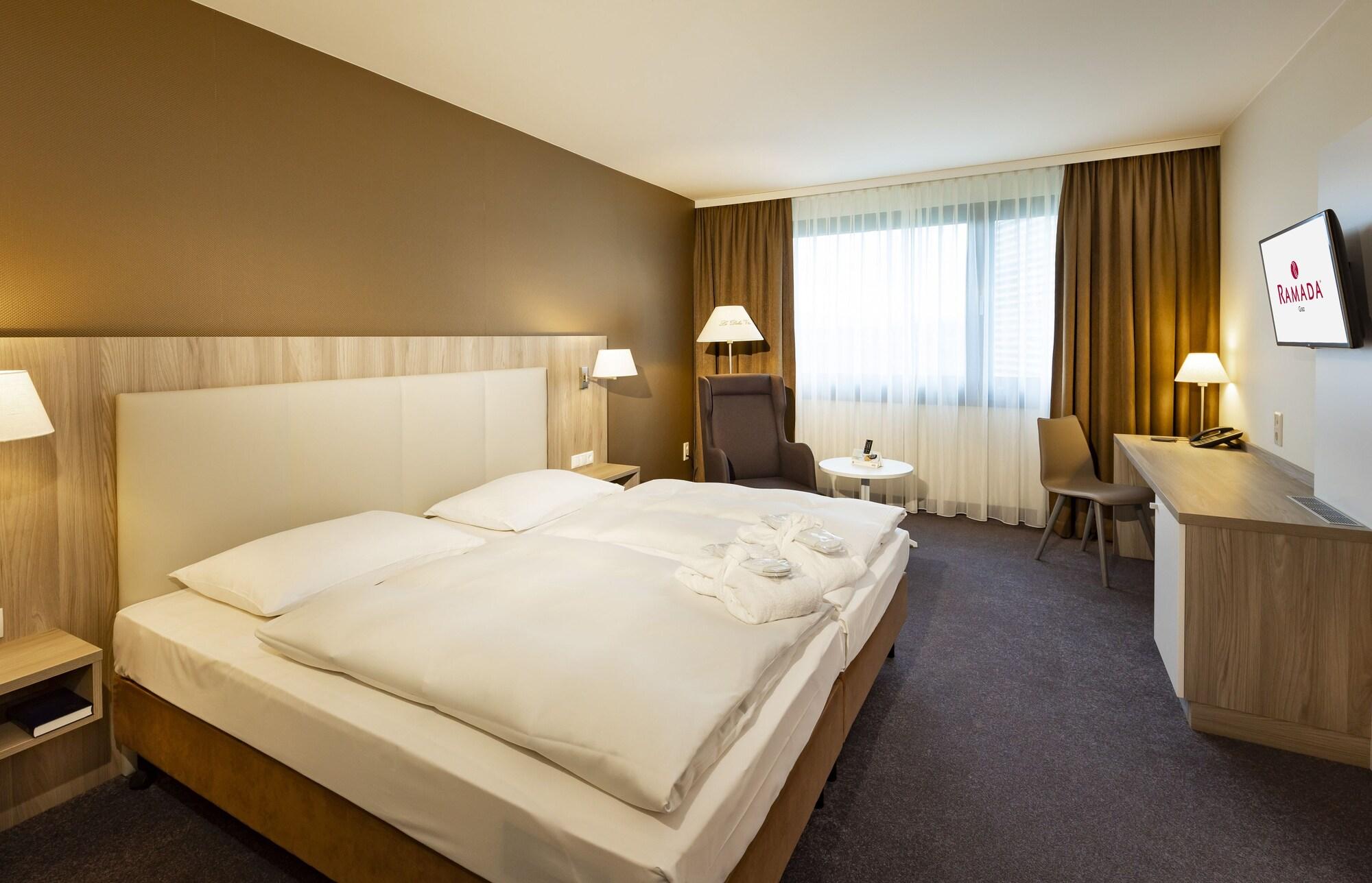 Hotel Ramada By Wyndham Graz Unterpremstaetten Luaran gambar