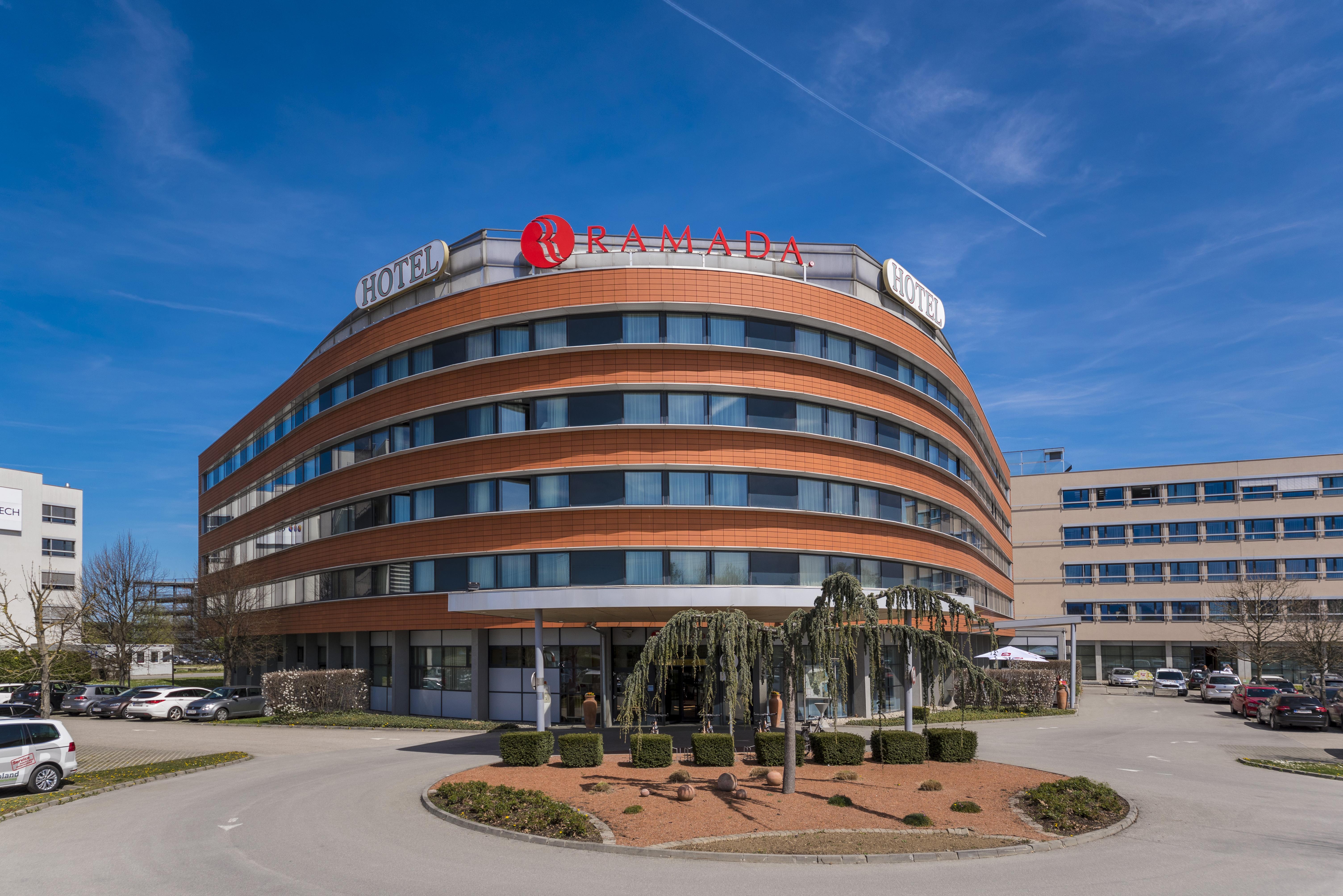 Hotel Ramada By Wyndham Graz Unterpremstaetten Luaran gambar