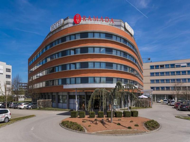 Hotel Ramada By Wyndham Graz Unterpremstaetten Luaran gambar