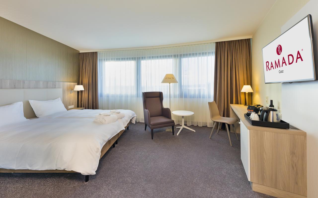 Hotel Ramada By Wyndham Graz Unterpremstaetten Luaran gambar